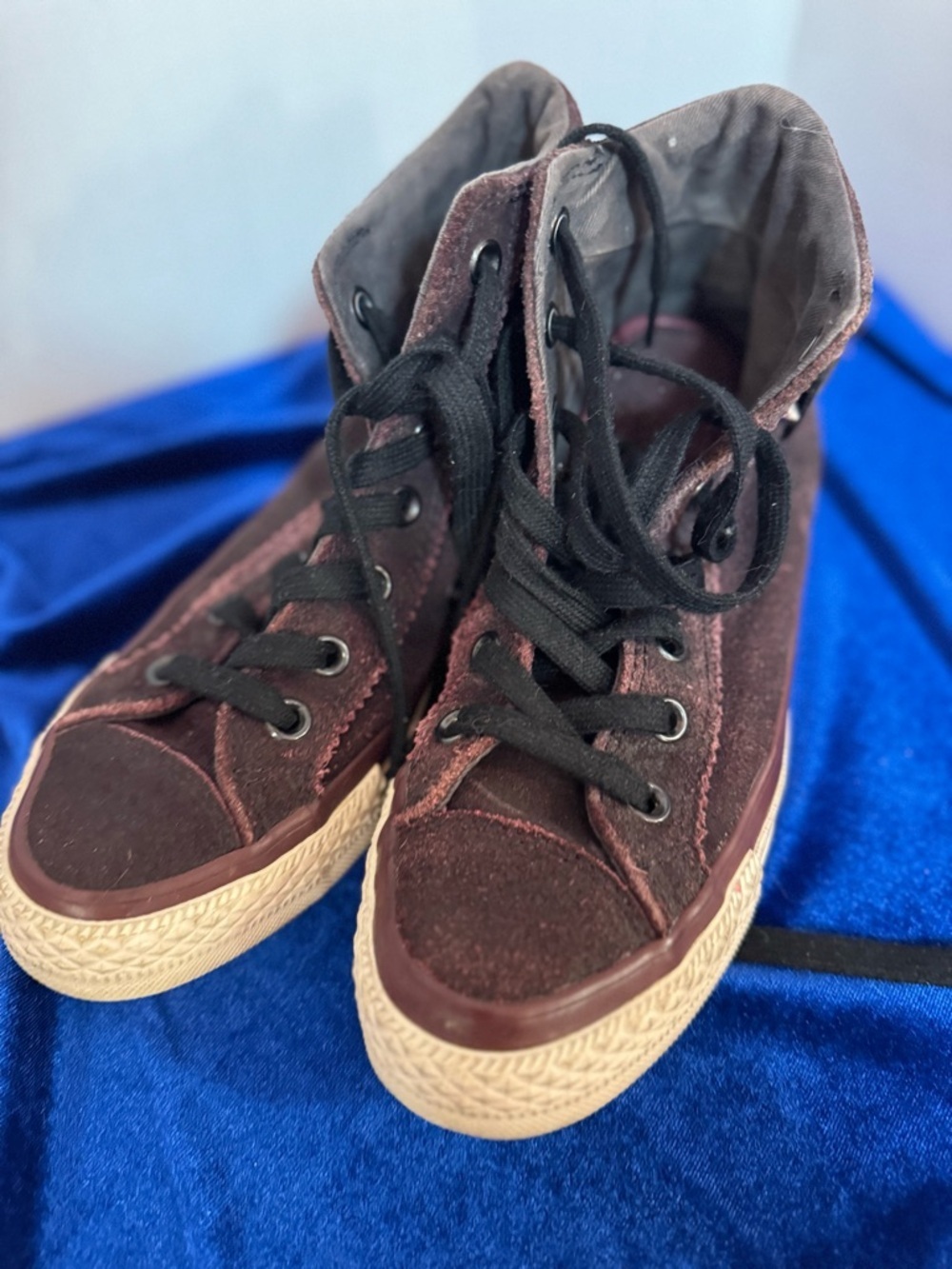 Converse CTAS Collar Strap Silver Studs Suede Hi Top Size 6 - Picture 2 of 7